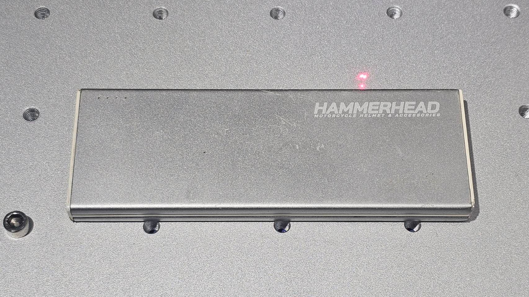 เลเซอร์พาวเวอร์แบงค์สแตนเลส Hammerhead - เลเซอร์พาวเวอร์แบงค์สแตนเลส Hammerhead เลเซอร์พาวเวอร์แบงค์สแตนเลส Hammerhead - เลเซอร์พาวเวอร์แบงค์สแตนเลส Hammerhead